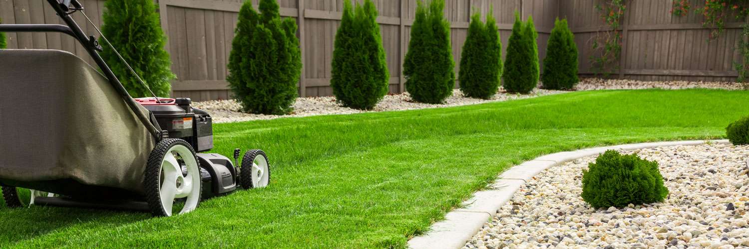 Idaho Falls lawn mowing company mowing green grass